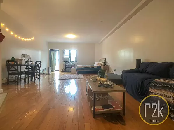 739 Grand Street image 1 of 6