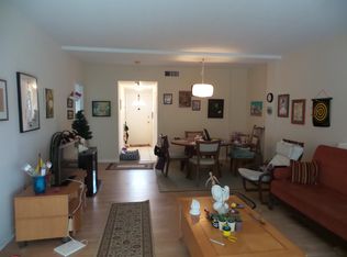 3600 Van Buren St APT 302, Hollywood, FL 33021