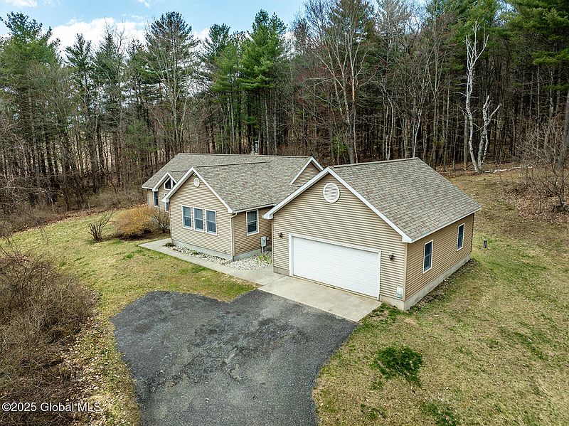 4th image of 309 Herrington Hill Road