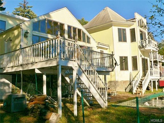 4th image of 521 Shore Dr