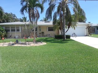 1712 SE 28th St, Cape Coral, FL 33904