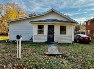 26708 Edison Rd, South Bend, IN 46628