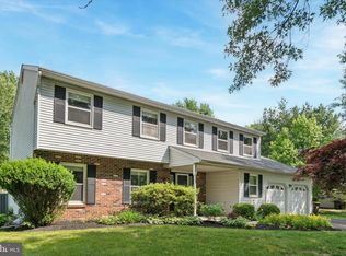 254 Holly Dr, Chalfont, PA 18914