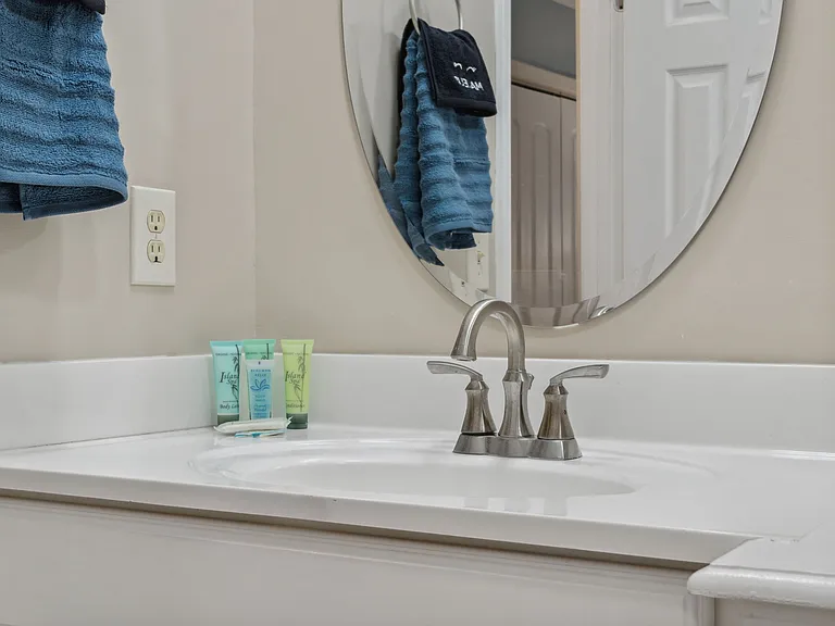 124 Robin Ln — Photo 23