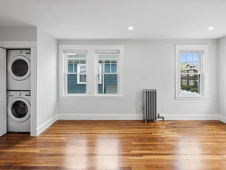 79 Lenoxdale Ave #2 — Photo 3