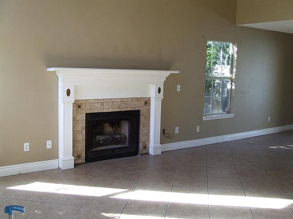 2nd image of 1673 Bennetts End