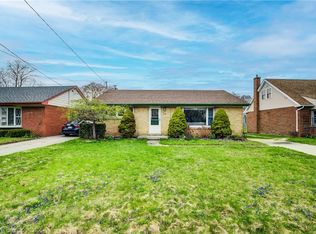 74 Chelsea Rd, Kitchener, ON N2B1H9