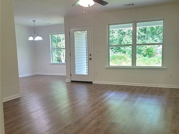 4th image of 16425 Ramsey Dr