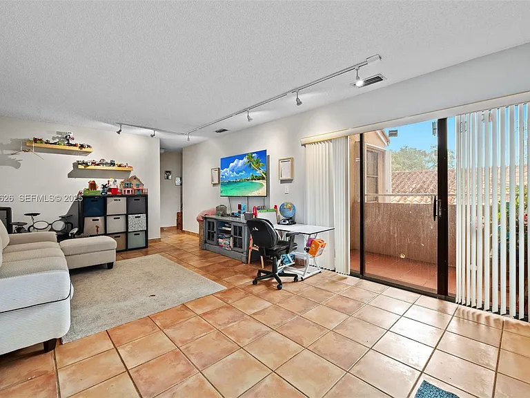 11840 SW 80th St #526 — Photo 24