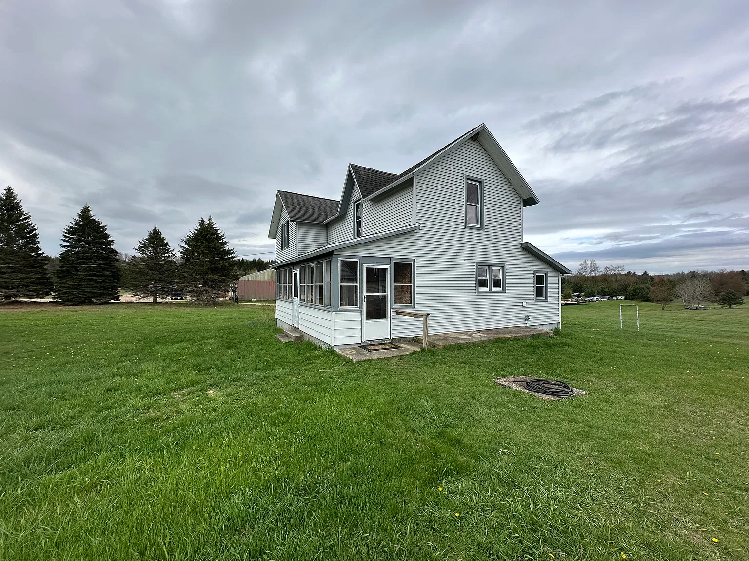 1 bed, 1000 sqft, $775 — Photo 3