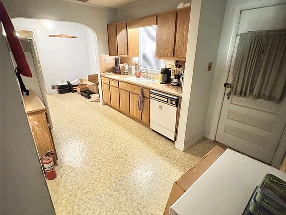 5th image of 1139 S Evanston Ave