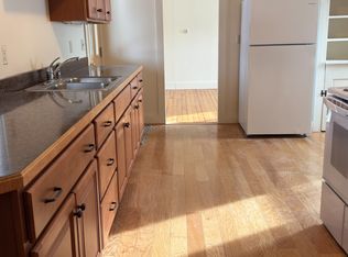 14-16 Maple St #1, Greenfield, MA 01301