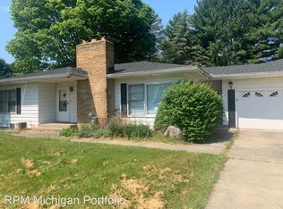 9026 4th St UNIT 1B, Berrien Springs, MI 49103