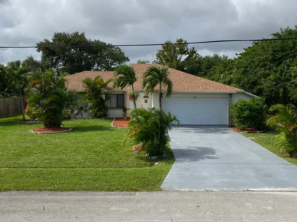 2410 SW Warwick St, Port Saint Lucie, FL 34984
