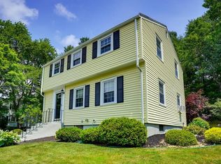 21 Corcoran Rd, Burlington, MA 01803