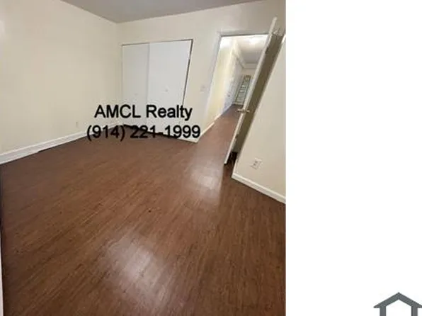 2 Van Cortlandt Park Ave, Yonkers, NY 10701
