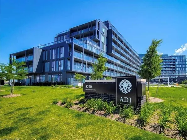 3210 Dakota Cmn #A504, Burlington, ON L7M 2A8