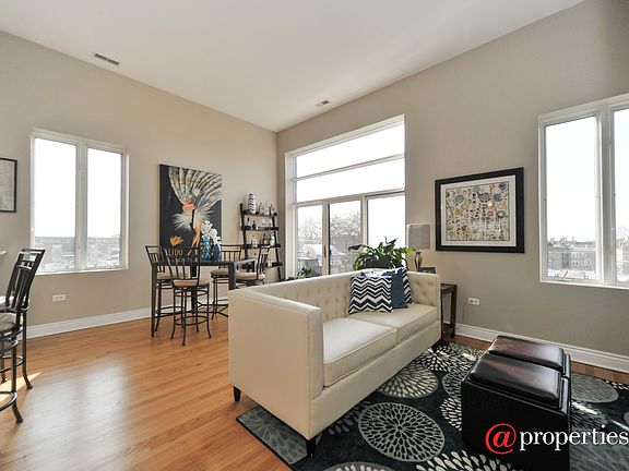 Living Room / Dining Room