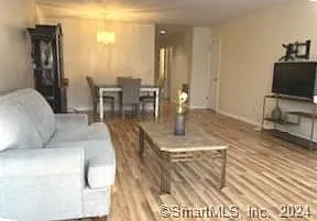 37 Greenwich Ave #2-6 — Photo 4