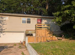 908 Tyler St, Aurora, MO 65605