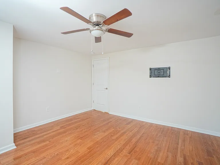 226 S Main St — Photo 8