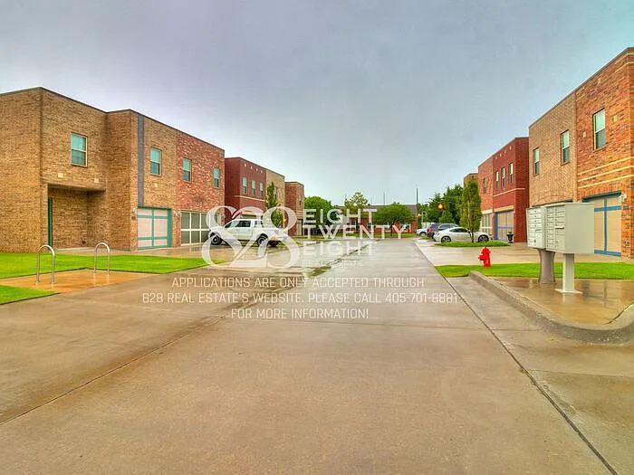 3 bed, 2.5 bath, 1620 sqft, $1,750 — Photo 2