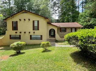 1110 Apollo Dr SW, Atlanta, GA 30331