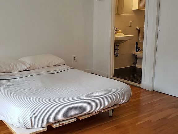 3rd image of 56 Ludlow St APT 5E