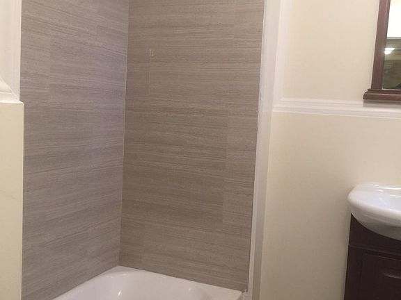 4th image of 57 Chestnut St APT Bb1