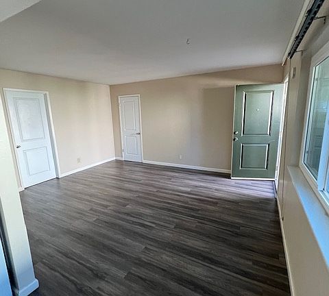 2nd image of 1003 Leigh Ave