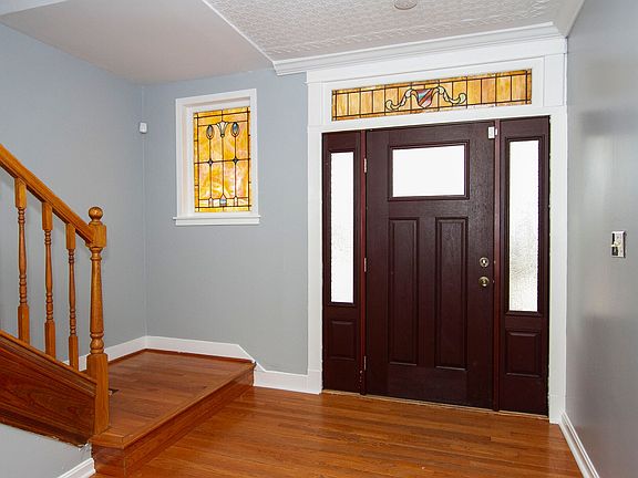 4th image of 104 W Overlea Ave