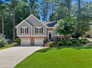 3110 Sandhurst Dr, Woodstock, GA 30189