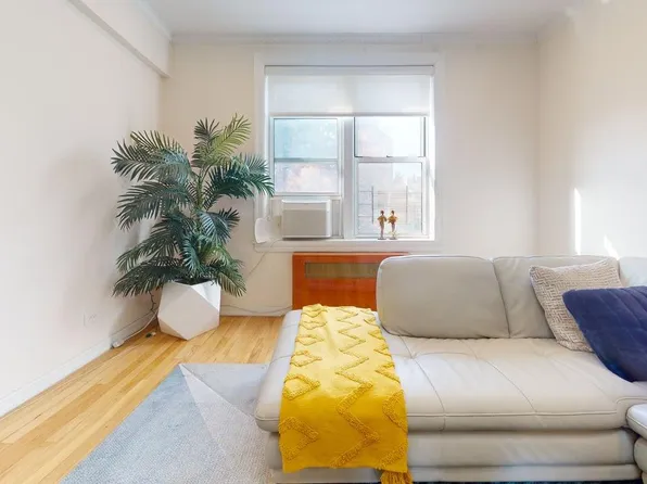 84-55 Daniels Street image 2 of 25