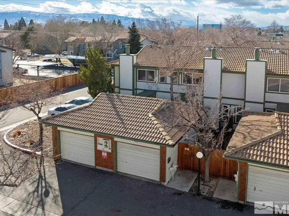 963 Flatcar Ln, Sparks, NV 89431