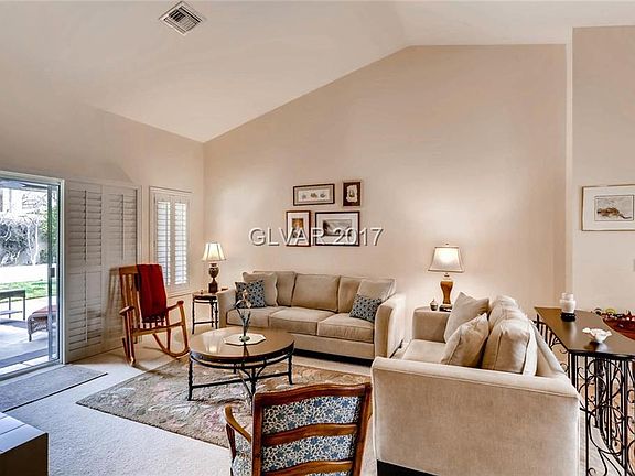 5th image of 2909 Hawksdale Dr