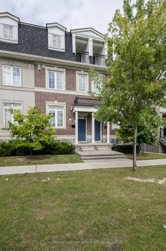 124B Finch Ave W Photo 1