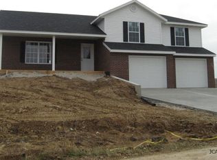9468 Erika Ln, New Bloomfield, MO 65063
