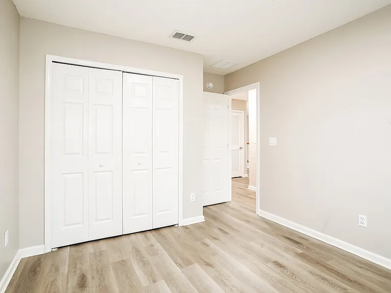 179 Greenfield Dr — Photo 14