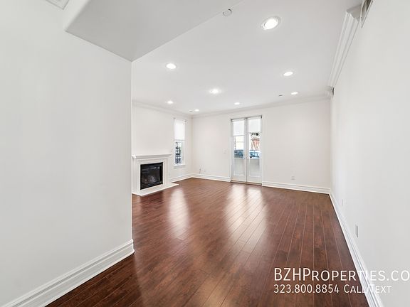 3rd image of 8612 Chalmers Dr #105