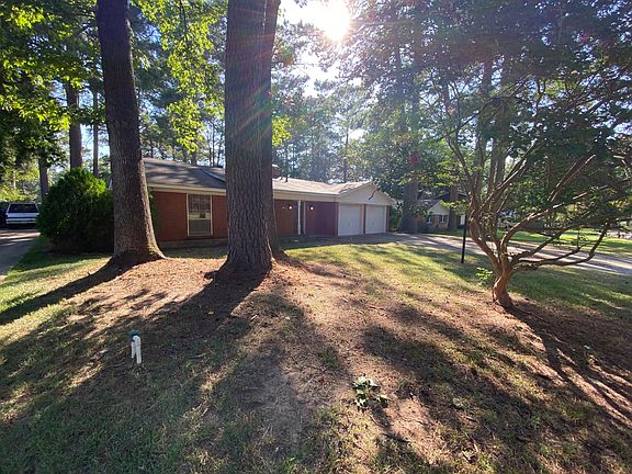 2nd image of 2059 Evergreen Dr