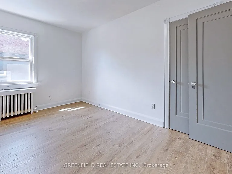 1747 Bayview Ave #UPPER — Photo 14