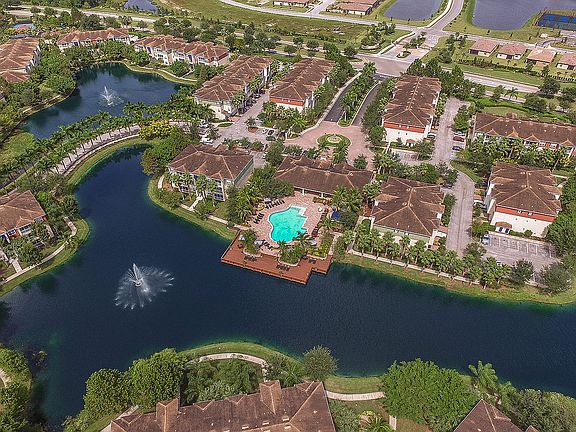 Aerial view of Yacht Club
