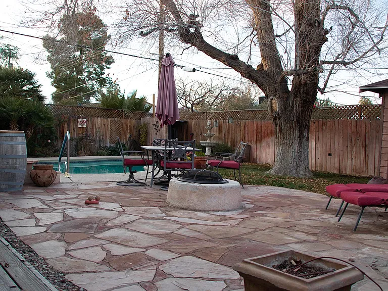 1051 Bracken Ave — Photo 22