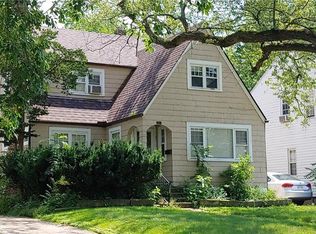 1119 Castleton Rd, Cleveland Heights, OH 44121