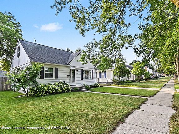 3rd image of 1112 N Hayford Ave