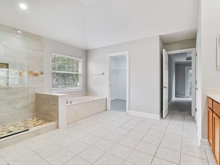 206 2nd St — Photo 34