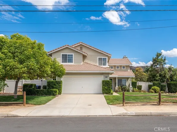 13559 Fremont St, Yucaipa, CA 92399