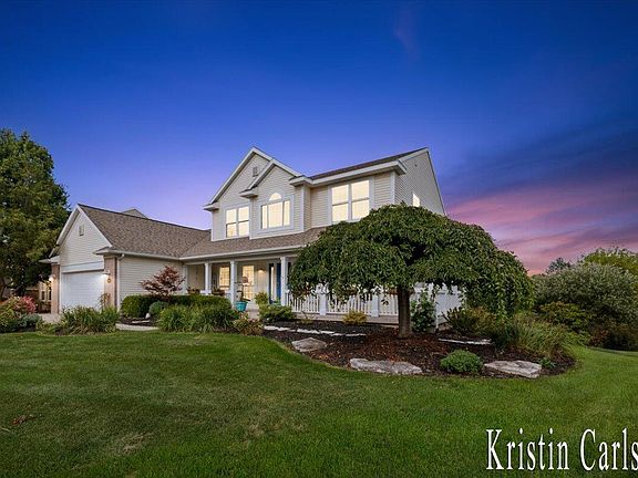 2nd image of 986 Dogwood Meadows Dr SE