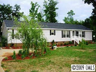 5th image of 2210 Louanne Dr