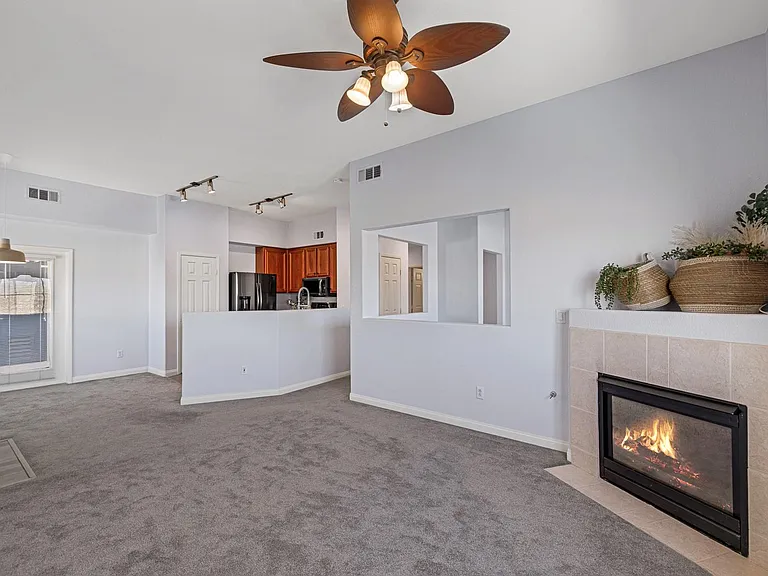 10245 S Maryland Pkwy #225 — Photo 14
